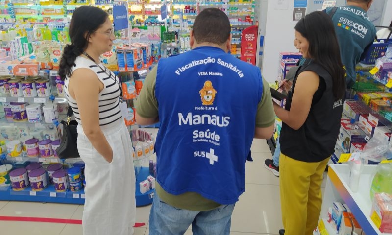 Visa Manaus participa de ação de fiscalização em farmácias com Procon Manaus e CRF-AM