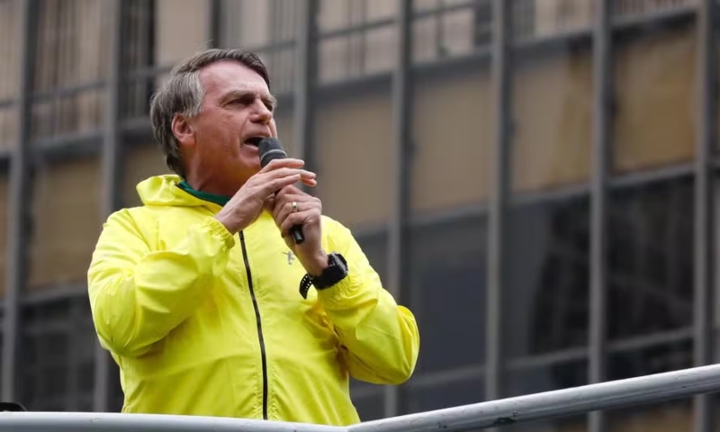 Urgente: Bolsonaro passa mal e é levado às pressas para o hospital