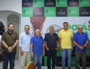 Prefeito de Autazes, José Thomé, participa de apresentação do Projeto Potássio ao Presidente do TJAM