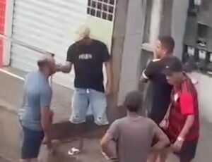"Nada a perder": morador de rua bom de briga sai no soco contra traficantes armados; veja vídeo