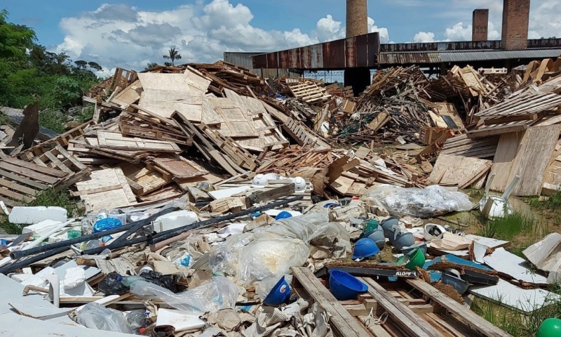 Ipaam aplica R$ 200 mil em multas a olaria em Cacau Pirêra por descarte irregular em Área de Preservação Permanente