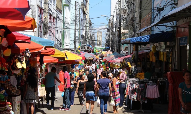 Confira o horário de funcionamento do Comércio durante esta Semana Santa; veja
