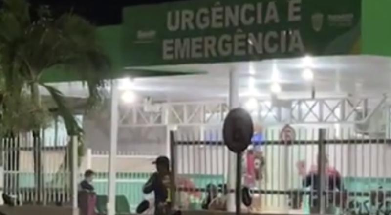Homem espanca esposa a pauladas e invade hospital para “conversar” com ela em Itacoatiara; veja