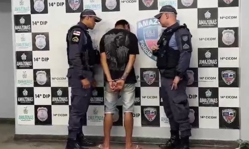 Homem que roubou a própria mãe é preso após fazer assalto na Compensa; veja vídeo