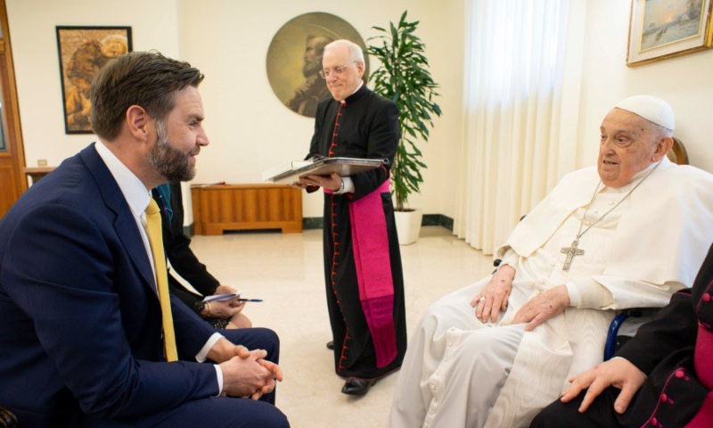 JD Vance, vice de Trump, foi a última autoridade política a visitar o papa Francisco; veja vídeo