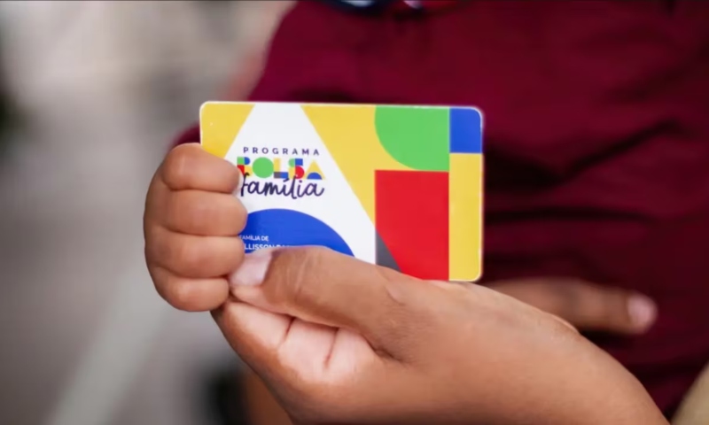 Caixa paga Bolsa Família a beneficiários com NIS de final 4