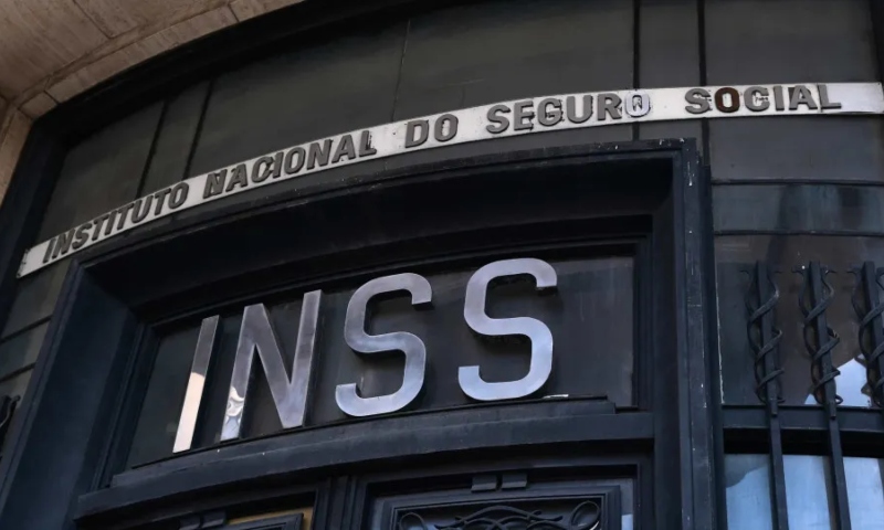 INSS: aposentado não precisa pedir exclusão de desconto indevido