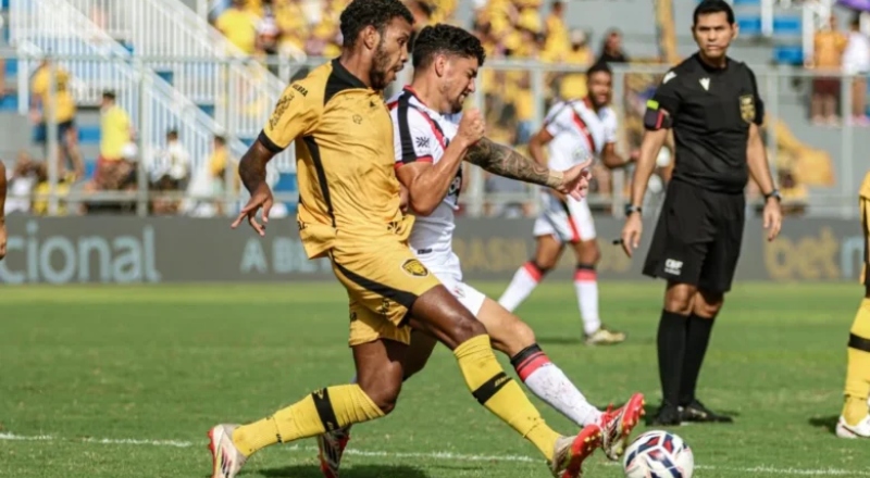 Amazonas FC empata com Atlético-GO e adia primeira vitória na Série B