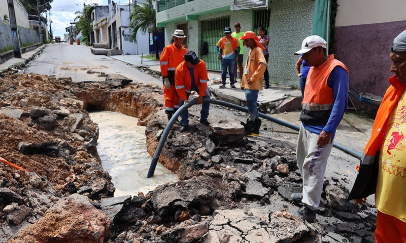 Prefeitura de Manaus realiza recuperação de rede de drenagem no Japiim