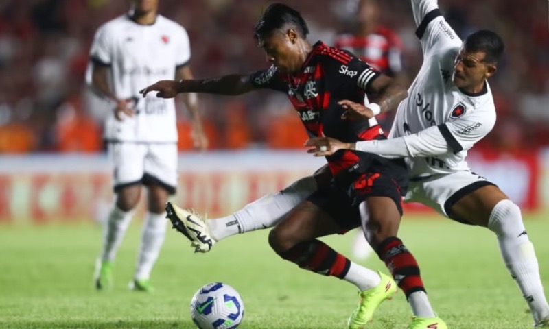 Flamengo vence o Botafogo PB pela Copa do Brasil e abre vantagem