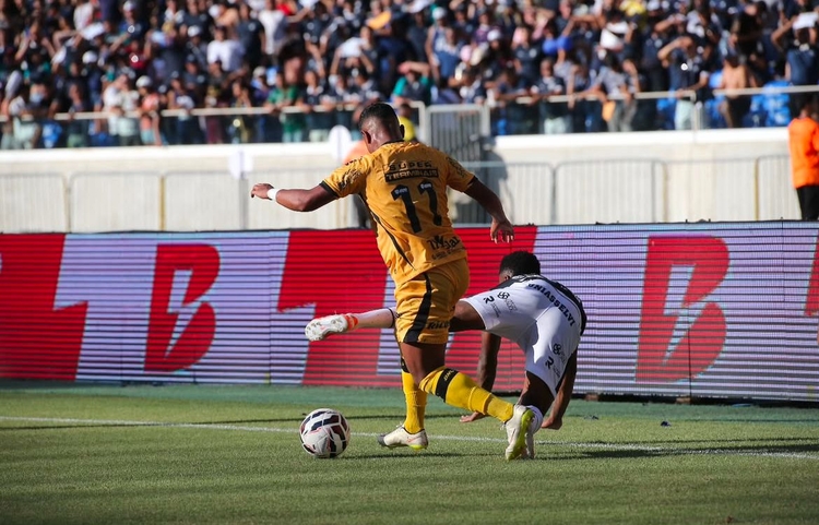 Remo vence o Amazonas FC e assume liderança provisória da Série B