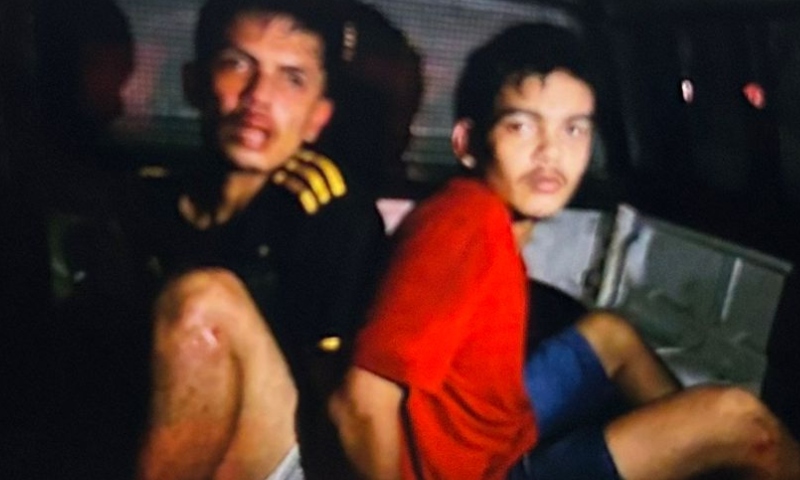 Policiais da ROCAM prendem suspeitos de realizarem assalto e tiroteio no bairro Riacho Doce; veja vídeos