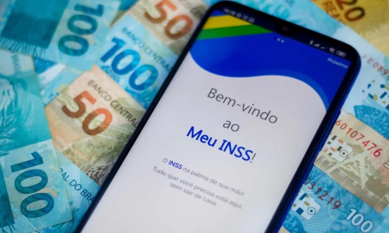 Plano de devolução de descontos deve sair até a próxima semana, diz presidente do INSS