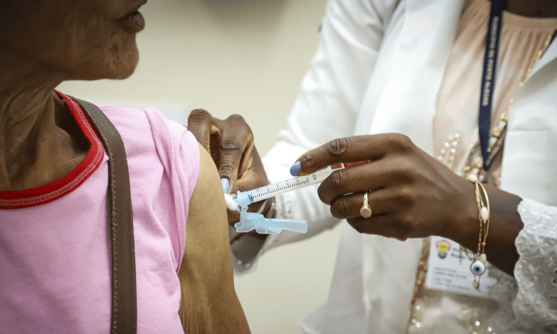 Vacinação contra gripe alcança 61,5% de cobertura no Amazonas