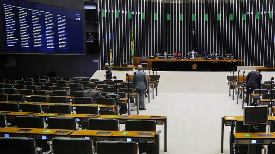 Congresso tem semana de recesso branco com deputados e senadores no exterior