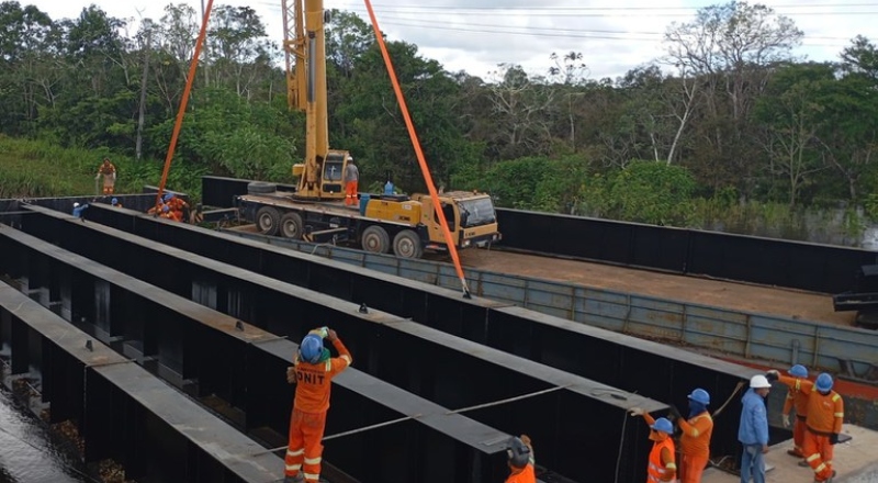 Obra da ponte sobre o Rio Curuçá, na BR-319/AM, alcança 75% de execução