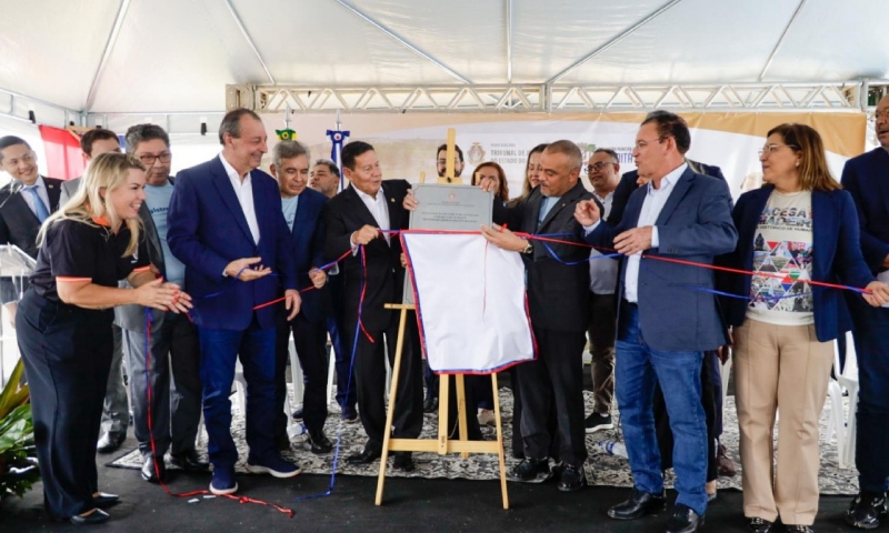 Em inauguração do novo Fórum de Justiça, Omar Aziz reafirma compromisso com Humaitá