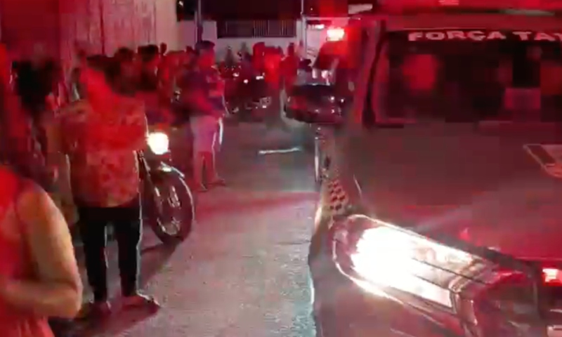 Urgente: bandido tenta assaltar policial e termina morto em Manaus; veja vídeo