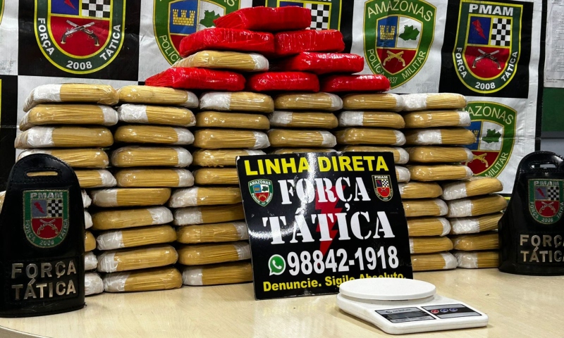 Força Tática apreende mais de 73 kg de OXI na comunidade Parque Solimões, em Manaus; veja vídeo