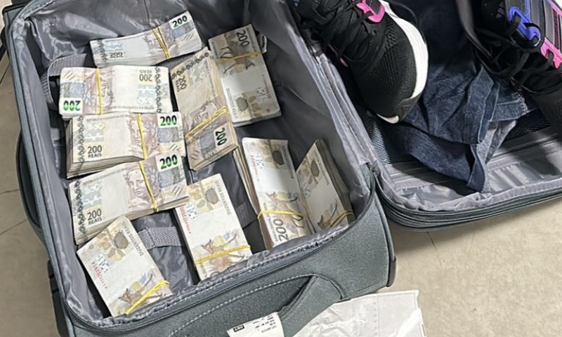 Bomba: empresários do Amazonas são presos com R$ 1,2 milhão em malas no aeroporto de Brasília