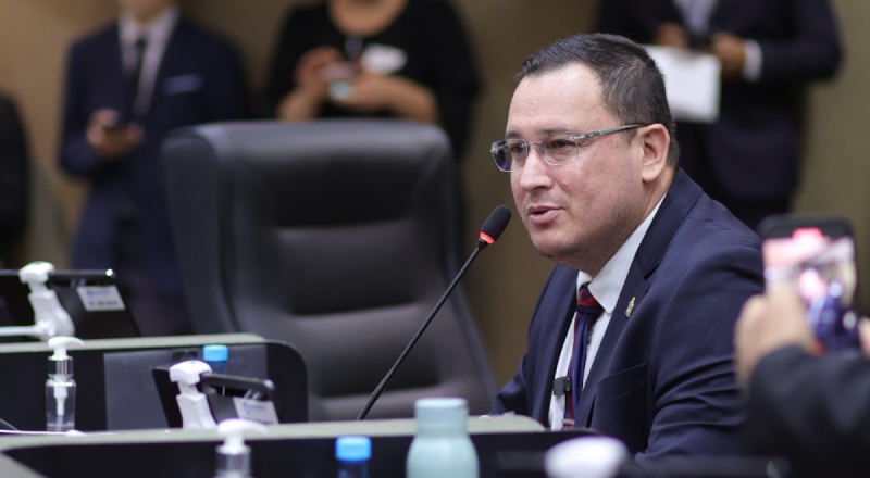 Vereador de Manaus propõe ‘intervalo bíblico’ em escolas públicas e privadas