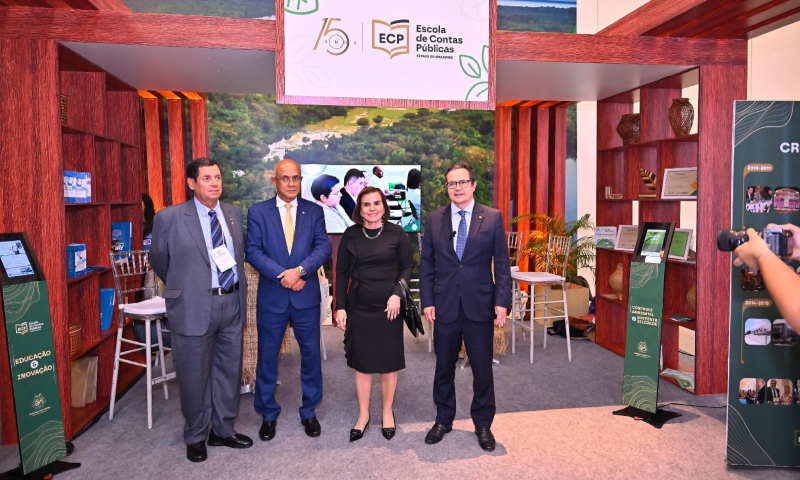 TCE-AM expõe inovações na fiscalização de contas públicas em stands durante Congresso Internacional
