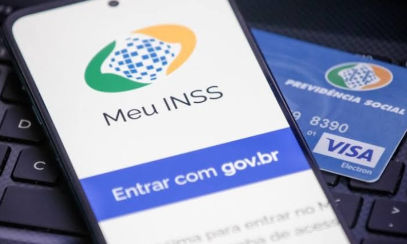 Governo inicia busca ativa para atender vítimas de fraudes no INSS
