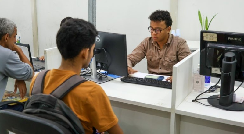 Jovem aprendiz, vendedor e motorista: 268 vagas de emprego estão disponíveis em Manaus; confira