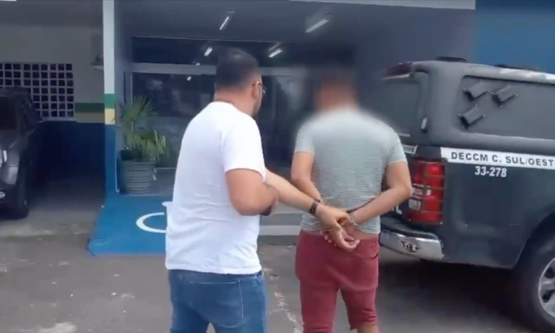 Barbeiro é preso na zona Leste de Manaus suspeito de estuprar o enteado de 7 anos