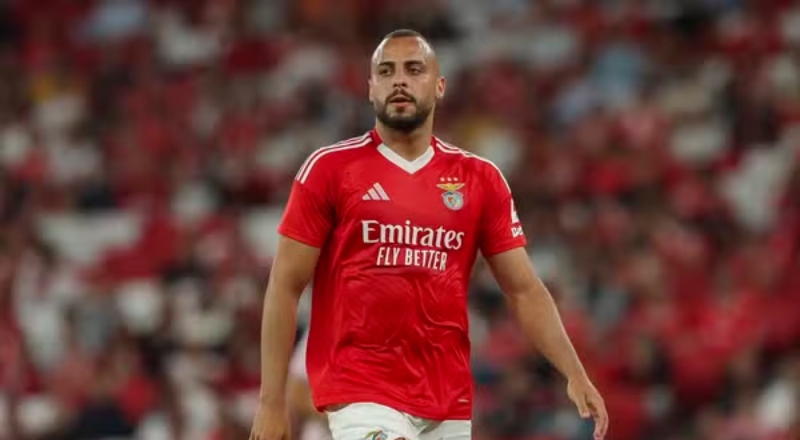 Arthur Cabral assina com o Botafogo e será reforço para a Copa do Mundo de Clubes