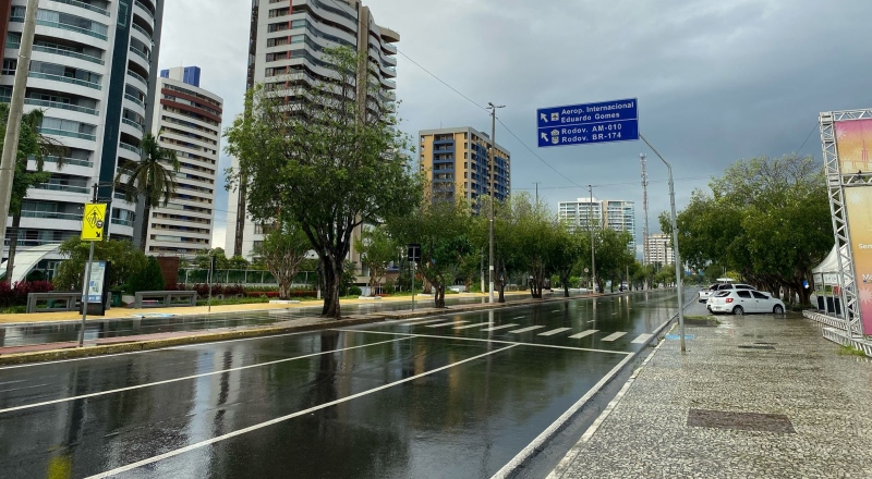 Alerta: Manaus deve registrar chuvas intensas nesta segunda-feira (9)