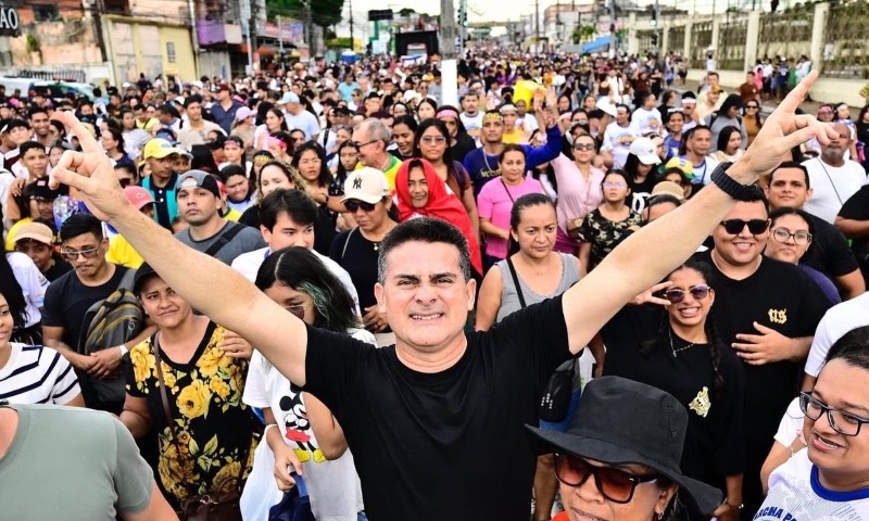 Temente a Deus, Prefeito David Almeida participa da Marcha para Jesus 2025 em Manaus; veja vídeo
