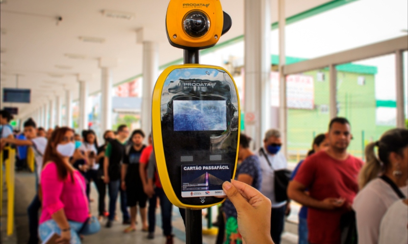 Sinetram anuncia fim do pagamento em dinheiro em terminais e 14 linhas de ônibus de Manaus; confira