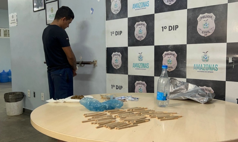 Suposto aviãozinho do CV é preso após vender cigarro do capeta na Manaus Moderna; veja vídeo