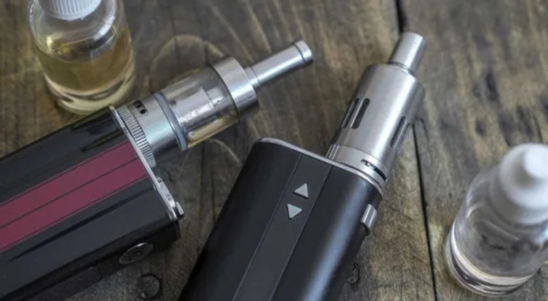 Pesquisa revela aumento do uso de cigarro eletrônico entre adolescentes no Brasil