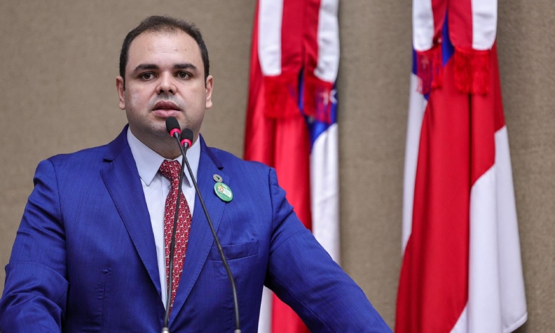 Sob comando de Roberto Cidade, ALEAM já pagou mais de R$ 3 milhões em aluguel de veículos só nos últimos três meses