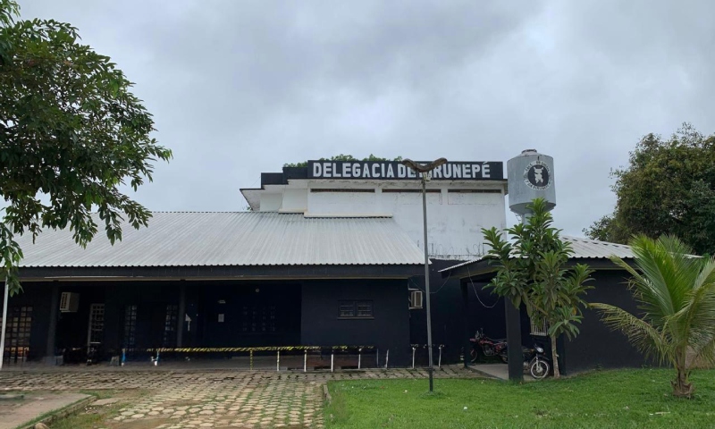 Sádica: mulher é presa em Eirunepé após abusar do próprio filho de apenas 5 anos de idade; veja vídeo