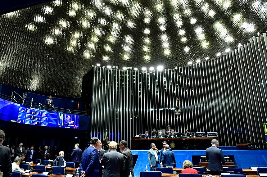 Líderes evangélicos prometem expor senadores que apoiarem legalização de jogos de azar