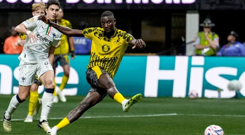 Dortmund vence Monterrey no sufoco e enfrenta o Real Madrid nas quartas