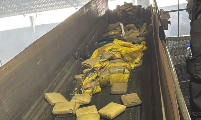 Polícia Federal incinera 3,5 toneladas de drogas no Amazonas