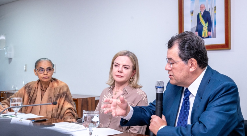 Eduardo Braga lidera esforços para conter crise fundiária e ambiental no Sul do Amazonas