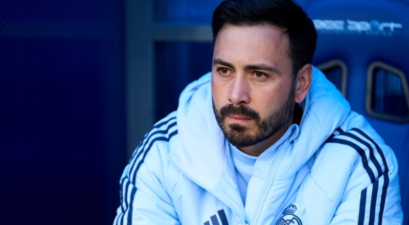 Botafogo anuncia a contratação do técnico Davide Ancelotti