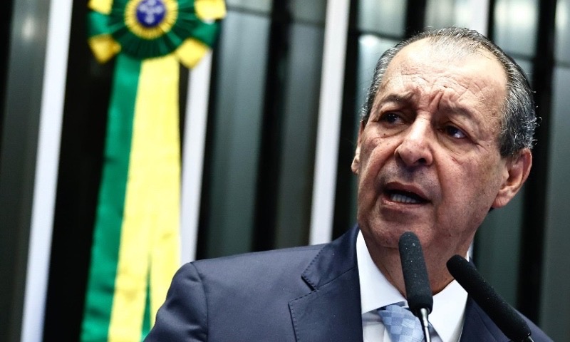 Omar Aziz reafirma compromisso e luta pela reconstrução da BR-319 em discurso que critica decisões que isolam a Amazônia