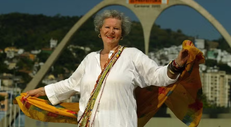 Maria Augusta, histórica carnavalesca e comentarista de desfiles, morre aos 83 anos