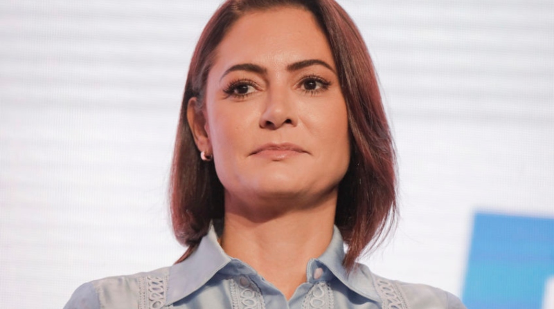 Michelle Bolsonaro escreve carta pública e pede para Lula ‘baixar armas’: “chega de irresponsabilidade”