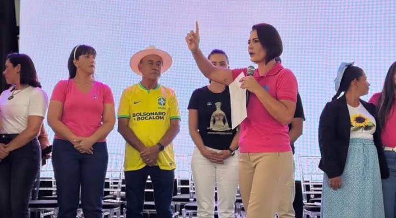 Michelle Bolsonaro afirma que Brasil é visto como ‘ditadura disfarçada de democracia’; veja vídeo