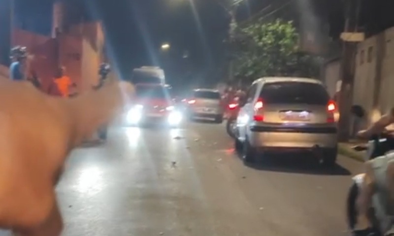 Exclusivo: motoqueiro morre em grave acidente no Colônia Terra Nova; veja vídeos