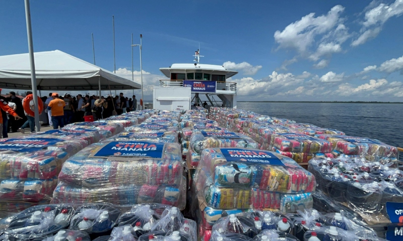 Prefeitura de Manaus reforça assistência a mais de 2 mil famílias afetadas pela subida dos rios