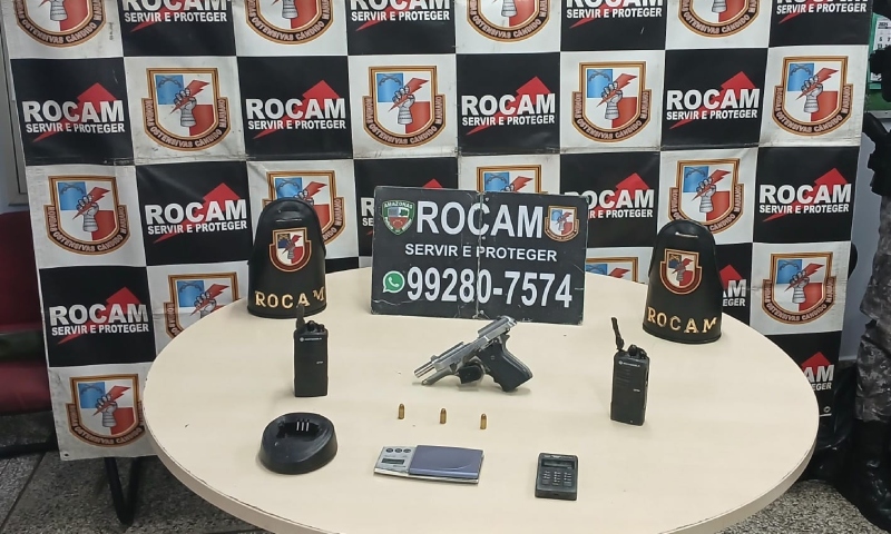 Com arma e ‘radinho na cintura’, suposto integrante de facção é preso na Compensa; veja vídeo