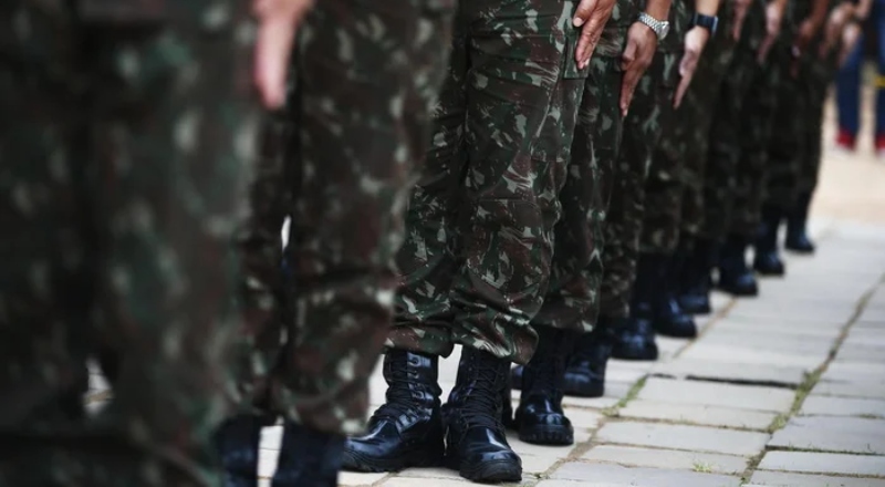 Senado aprova aumento salarial para militares das Forças Armadas